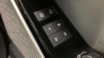 Land Rover Range Rover Velar R-Dynamic HSE