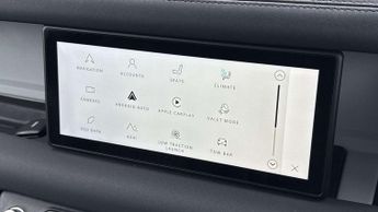 Land Rover Defender X-Dynamic SE