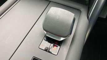 Land Rover Discovery R-Dynamic HSE