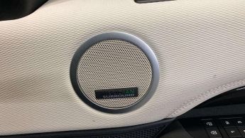 Land Rover Discovery R-Dynamic HSE