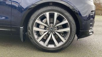Land Rover Discovery R-Dynamic HSE