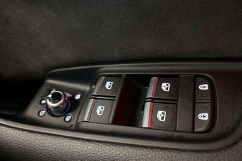 Audi Q7 SQ7 Black Edition