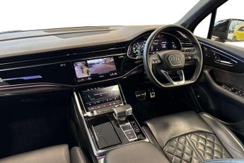 Audi Q7 SQ7 Black Edition