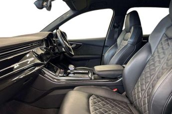 Audi Q7 SQ7 Black Edition