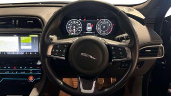 Jaguar F-PACE Chequered Flag