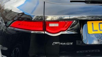 Jaguar F-PACE Chequered Flag