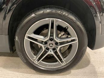 Mercedes-Benz GLA AMG Line