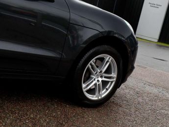 Porsche Macan Estate 