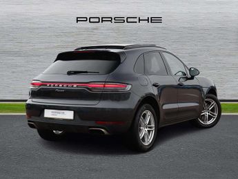 Porsche Macan Estate 