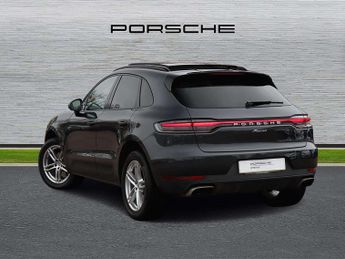 Porsche Macan Estate 