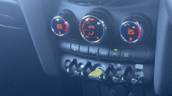 MINI Hatchback Cooper S Level 1