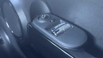 MINI Hatchback Cooper S Level 1