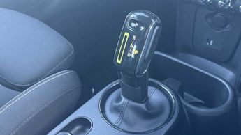 MINI Hatchback Cooper S Level 1