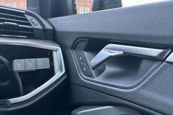 Audi Q3 Edition 1