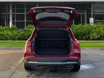 Mercedes-Benz GLA AMG Line