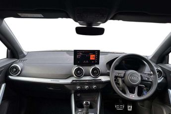 Audi Q2 S Line