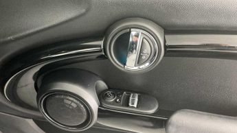 MINI Hatchback Cooper S Level 3