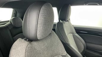 MINI Hatchback Cooper S Level 2