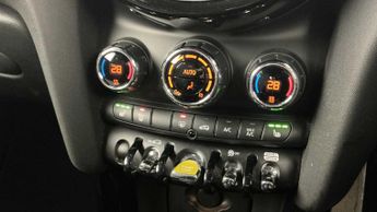 MINI Hatchback Cooper S Level 2