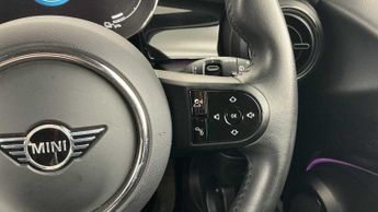 MINI Hatchback Cooper S Level 2