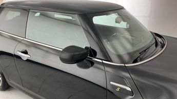 MINI Hatchback Cooper S Level 2