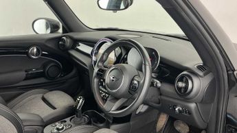 MINI Hatchback Cooper S Level 2