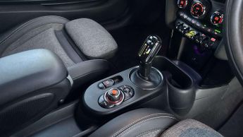 MINI Hatchback Cooper S Level 2