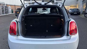 MINI Hatchback Cooper S Level 2