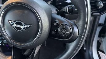 MINI Hatchback Cooper S Level 2