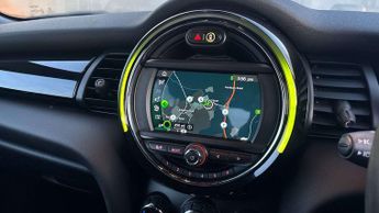 MINI Hatchback Cooper S Level 2