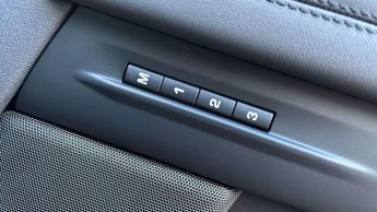 Land Rover Range Rover Evoque R-Dynamic HSE