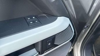 Land Rover Defender XS Edition