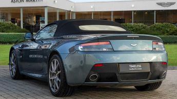 Aston Martin Vantage 