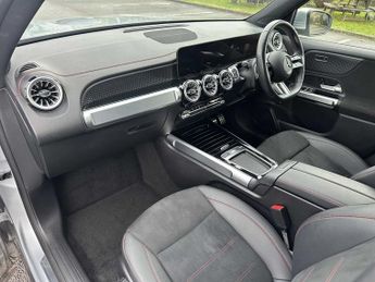 Mercedes-Benz EQB AMG Line Executive