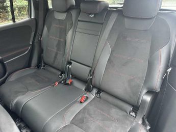 Mercedes-Benz EQB AMG Line Executive