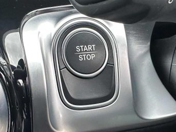 Mercedes-Benz EQB AMG Line Executive