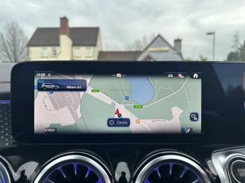 Mercedes-Benz EQB AMG Line Executive