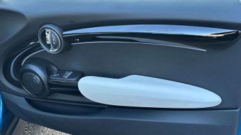 MINI Hatchback Cooper S Level 3