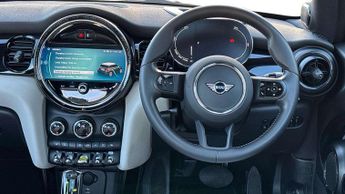 MINI Hatchback Cooper S Level 3