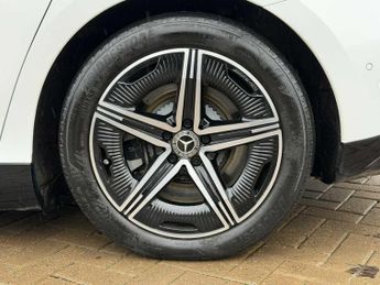 Mercedes-Benz EQE AMG Line