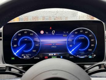 Mercedes-Benz EQE AMG Line