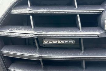 Audi Q5 Black Edition