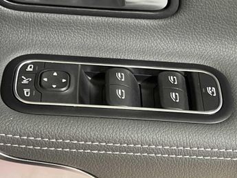 Mercedes-Benz Cla AMG Line