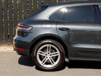 Porsche Macan Models 