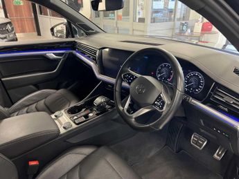 Volkswagen Touareg Black Edition