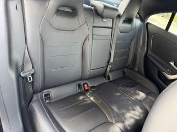 Mercedes-Benz Cla AMG Line