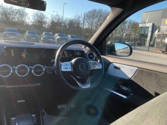 Mercedes-Benz EQA AMG Line