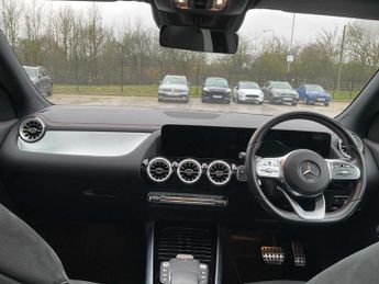 Mercedes-Benz EQA AMG Line