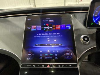 Mercedes-Benz EQE AMG Line