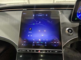 Mercedes-Benz EQE AMG Line